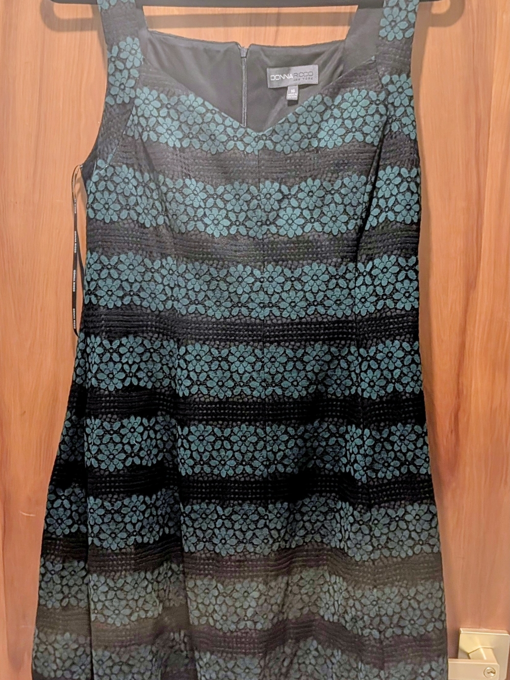 Donna Ricco Black and Green Floral Lace A-Line Dress